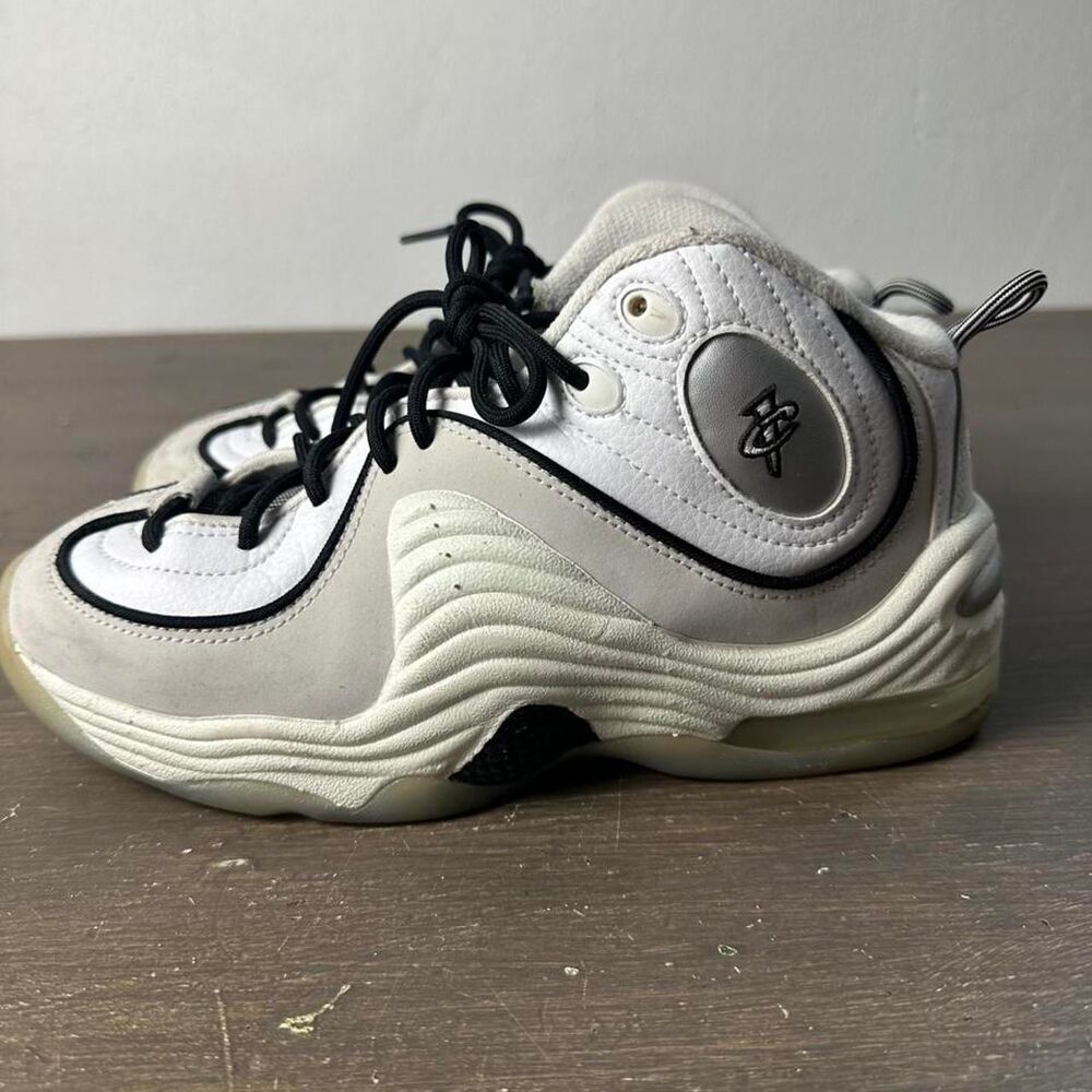 Nike Men's White and Grey Trainers